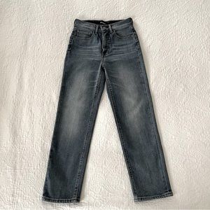 Express Super High Rise Mom Jeans Cropped | Size 00